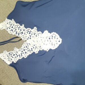 NWT Ladies Plus One Piece Swimsuit